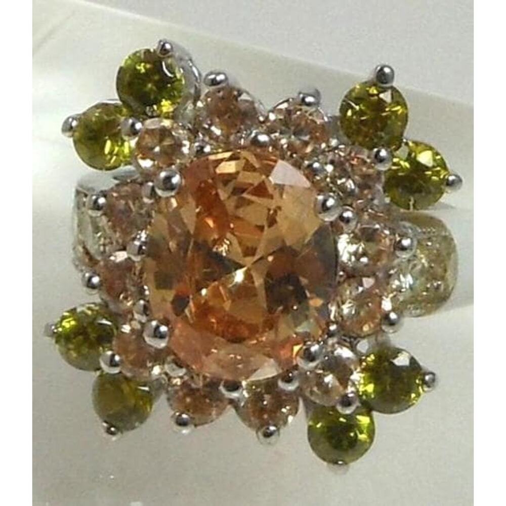 1990's Elegant Vintage Bold Sterling Silver sim Diamond CZ Cocktail Ring Size 6
